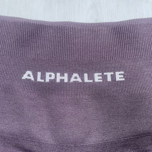 Alphalete AMPLIFY SHORT 4.5" Seamless Shorts Women's Size Medium Purple - Picture 8 of 11